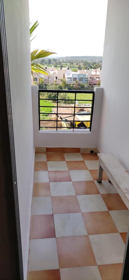 Untrained & Unplanned Apartamento Jabalpur Exterior foto