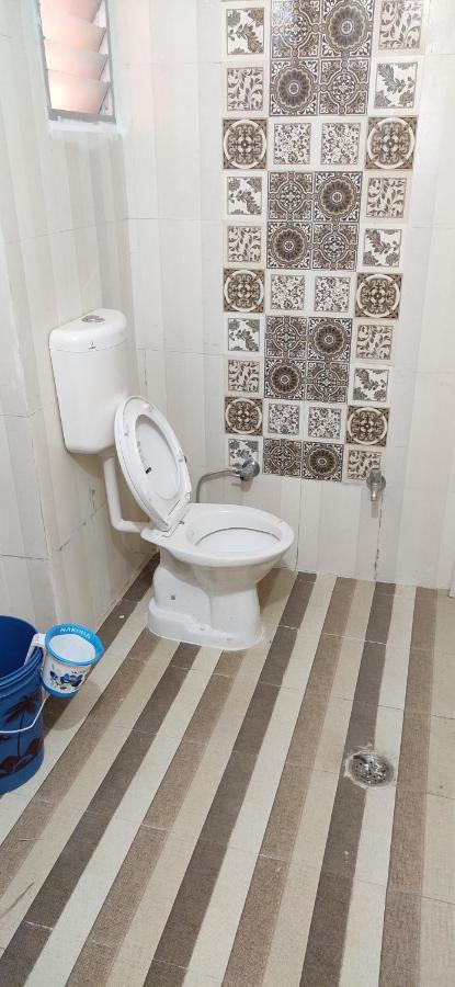 Untrained & Unplanned Apartamento Jabalpur Exterior foto